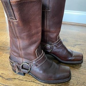 Frye Mens Belted Harness Size 9 Narrow